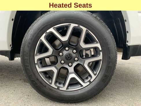 Used 2025 RAM 1500 Laramie image 9