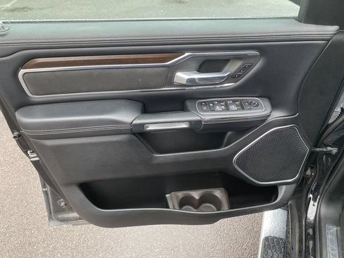 Used 2021 RAM 1500 Laramie AWD/4WD image 11