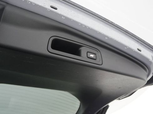 Used 2022 Honda Pilot Touring image 18