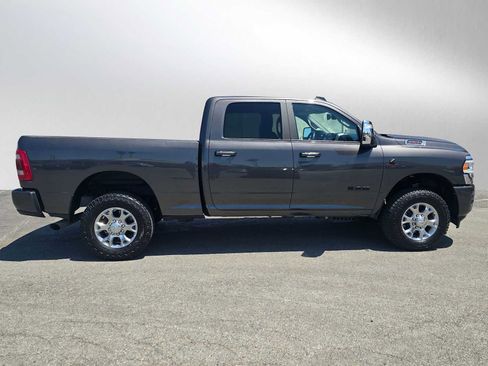 Used 2024 RAM 2500 Laramie AWD/4WD image 2
