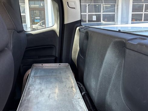 Used 2020 Chevrolet Colorado LT w/ Safety Package image 10