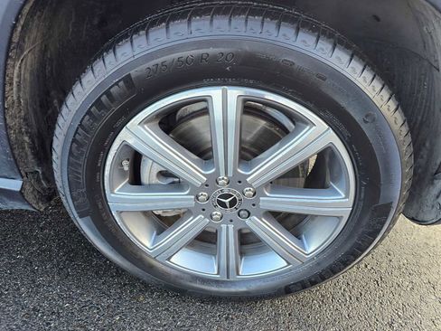 Used 2021 Mercedes-Benz GLS 450 4MATIC image 9