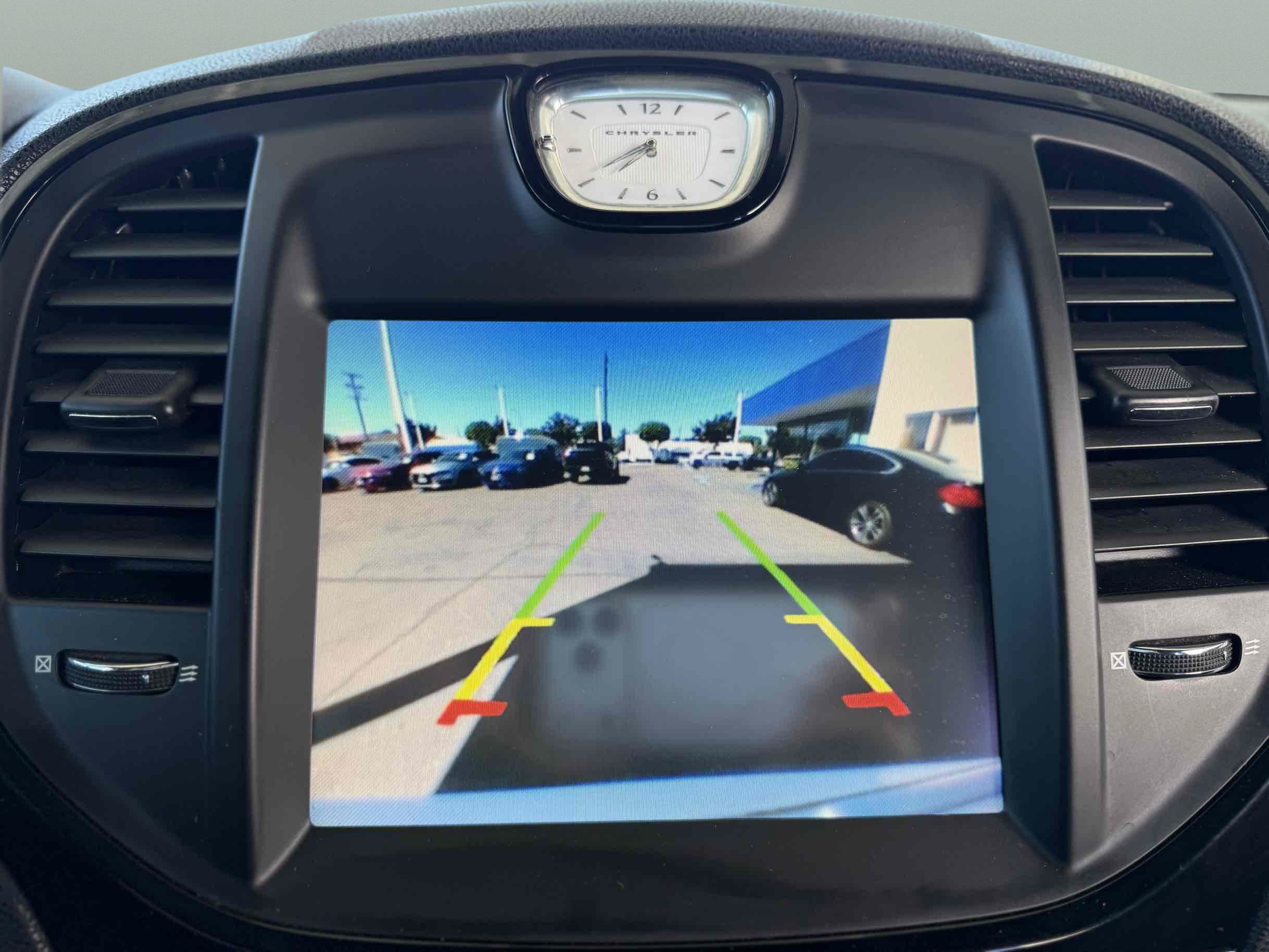 Used 2013 Chrysler 300 S RWD image 18