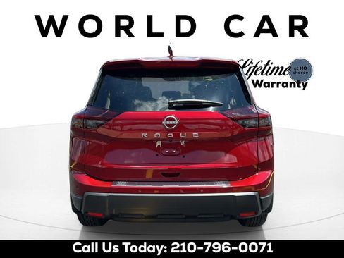 Used 2026 Nissan Rogue SV FWD image 6