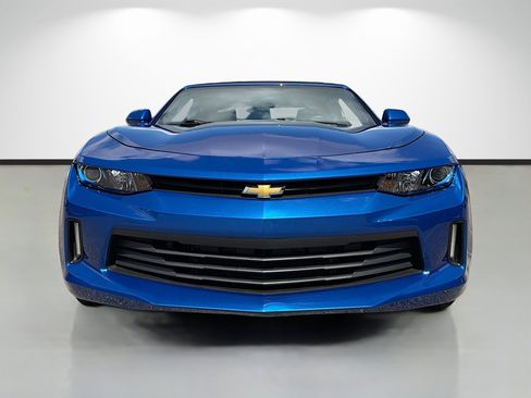 Used 2018 Chevrolet Camaro LT image 8