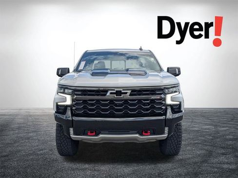 Used 2022 Chevrolet Silverado 1500 ZR2 w/ Technology Package image 9