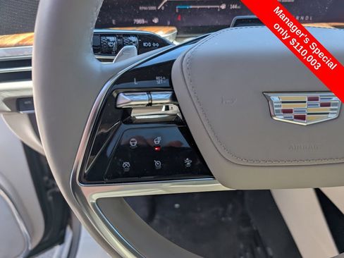 Used 2025 Cadillac Escalade Sport Platinum w/ LPO, Floor Liner Package AWD/4WD image 16