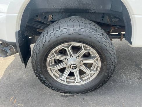 Used 2019 Ford F350 Platinum w/ Platinum Ultimate Package AWD/4WD image 8