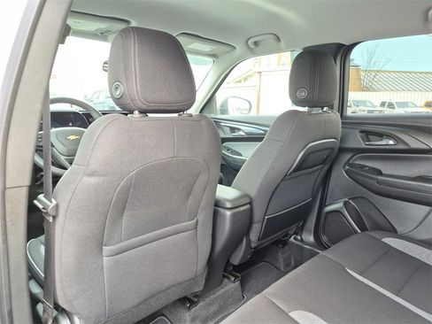 Certified 2025 Chevrolet TrailBlazer LS w/ LS Convenience Package image 30