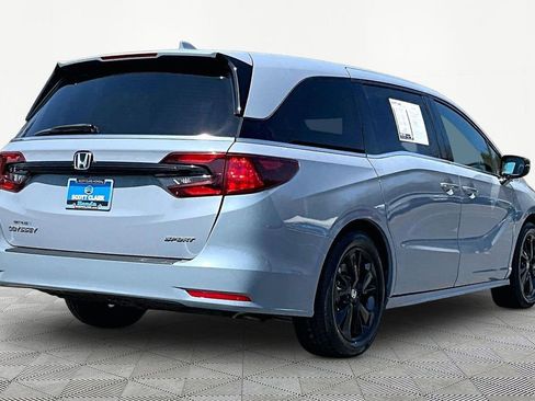 Used 2024 Honda Odyssey Sport image 6