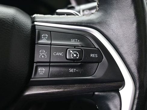 Used 2021 Jeep Grand Cherokee L Limited image 15