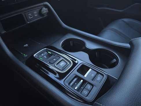 Used 2024 Honda Pilot EX-L image 18