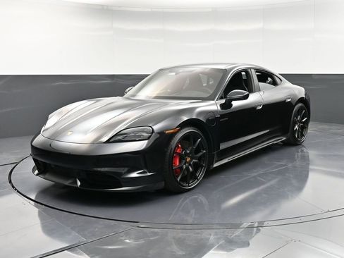 New 2025 Porsche Taycan GTS image 1