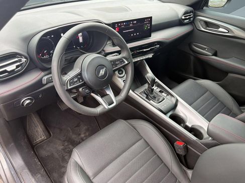 Used 2023 Dodge Hornet GT w/ GT Blacktop Package AWD/4WD image 4