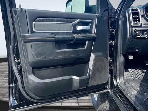 Used 2022 RAM 3500 Big Horn w/ Level A Equipment Group AWD/4WD image 22