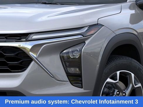 New 2026 Chevrolet Trax LT w/ Driver Confidence Package FWD image 11