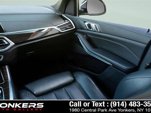 Used 2021 BMW X5 xDrive40i w/ Premium Package 2 image 39