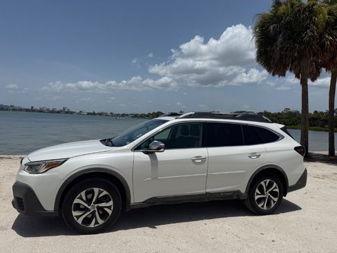 Used 2020 Subaru Outback Touring XT AWD/4WD image 2