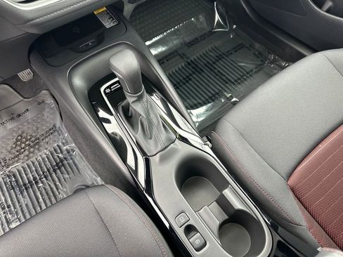 Certified 2025 Toyota Corolla SE image 23