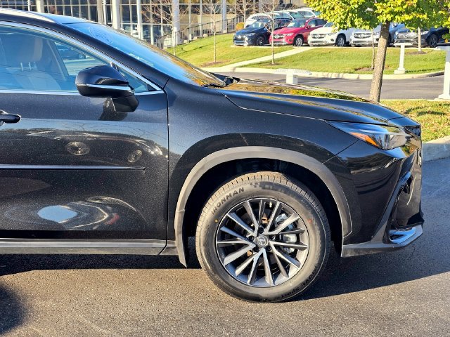 Used 2023 Lexus NX 350 AWD image 5