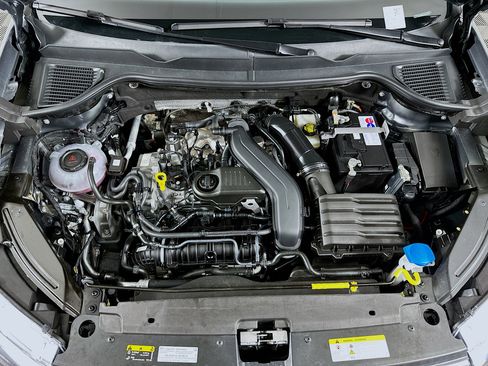 Used 2024 Volkswagen Taos S image 30