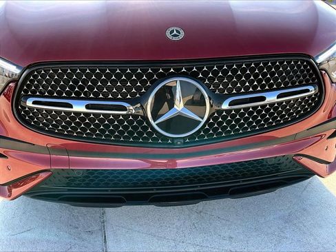 Used 2026 Mercedes-Benz GLC 300 image 30