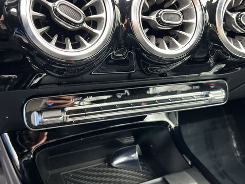 Used 2023 Mercedes-Benz CLA 250 4MATIC image 16