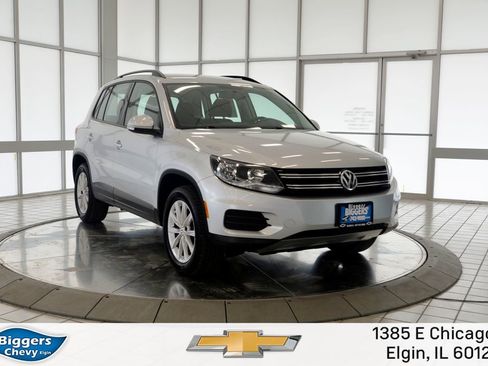 Used 2017 Volkswagen Tiguan S image 1