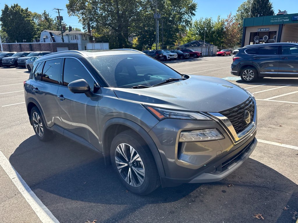 Used 2021 Nissan Rogue SV w/ Premium Package AWD/4WD image 3