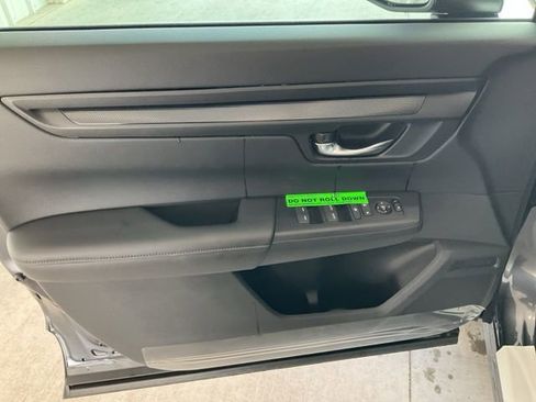 New 2026 Honda CR-V EX image 5