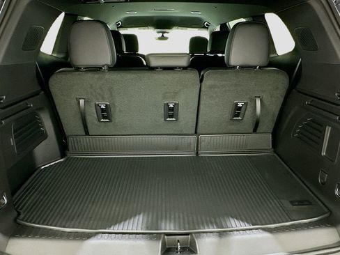 New 2026 GMC Acadia Elevation w/ Black Edition FWD image 29