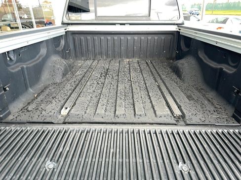 Used 2012 Nissan Titan SL image 26