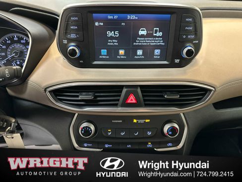 Used 2019 Hyundai Santa Fe SE image 25
