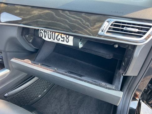 Used 2014 Mercedes-Benz E 350 Sedan image 21