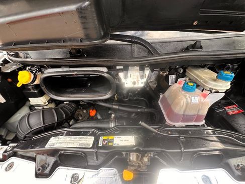 Used 2017 RAM ProMaster 1500 w/ Premium Appearance Group image 12