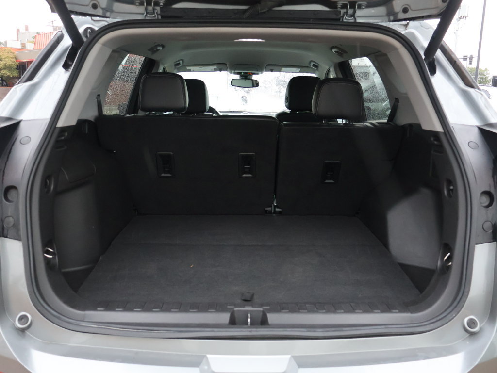 Certified 2024 GMC Terrain SLT FWD image 7