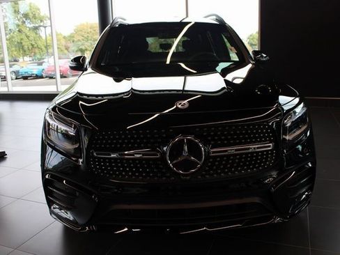 New 2024 Mercedes-Benz GLB 250 4MATIC image 3