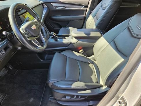Used 2019 Cadillac XT5 Luxury FWD image 7