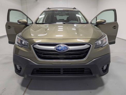 Used 2022 Subaru Outback Premium image 15