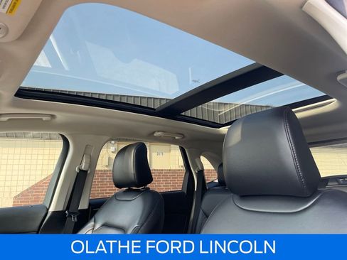 Used 2023 Ford Edge SEL w/ Convenience Package image 25