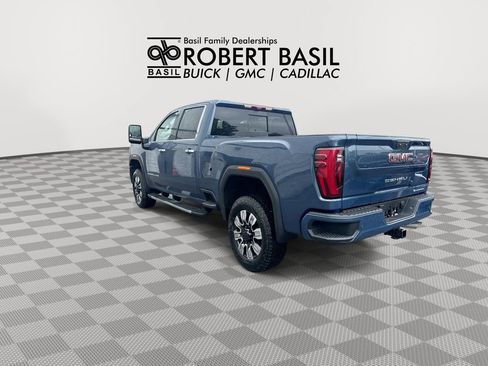 New 2026 GMC Sierra 2500 Denali w/ Denali Reserve Package AWD/4WD image 6