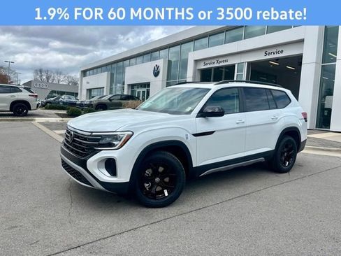 New 2026 Volkswagen Atlas Peak Edition AWD/4WD image 1