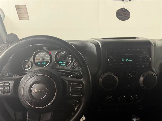 Used 2014 Jeep Wrangler Unlimited Sport w/ Quick Order Package 24S AWD/4WD image 15