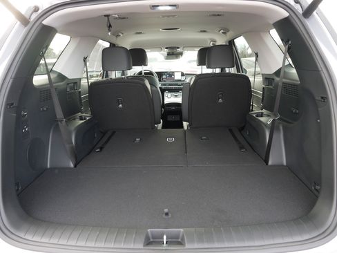 Certified 2025 Hyundai Palisade SEL image 18