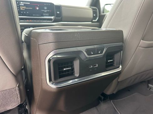 Used 2025 GMC Sierra 1500 SLT AWD/4WD image 22