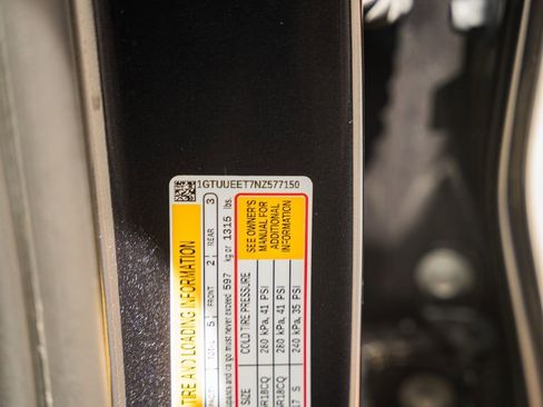 Used 2022 GMC Sierra 1500 AT4 w/ AT4 Premium Package image 57