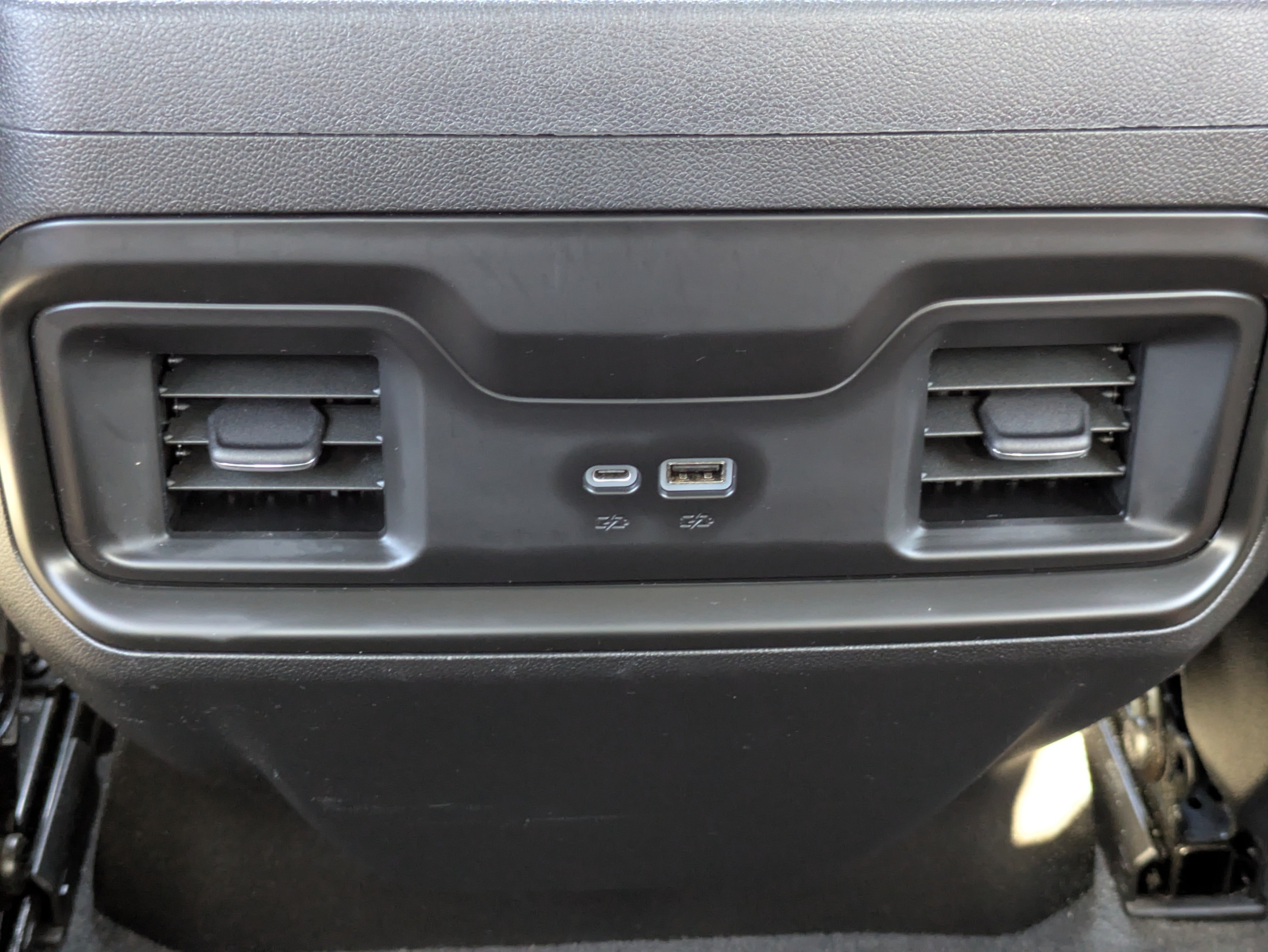 Used 2022 Chevrolet Silverado 1500 RST w/ Convenience Package II AWD/4WD image 34