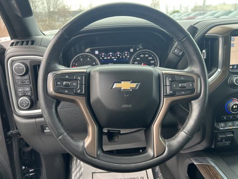 Used 2020 Chevrolet Silverado 2500 High Country image 12