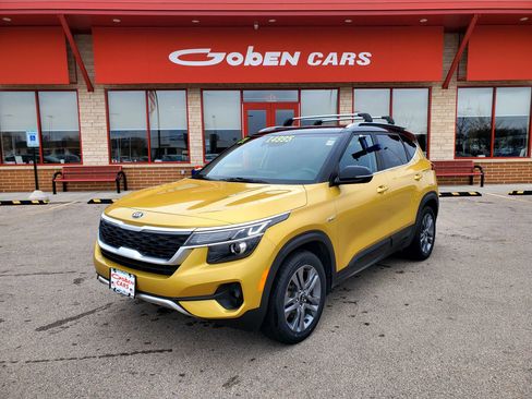 Used 2021 Kia Seltos S AWD/4WD image 1