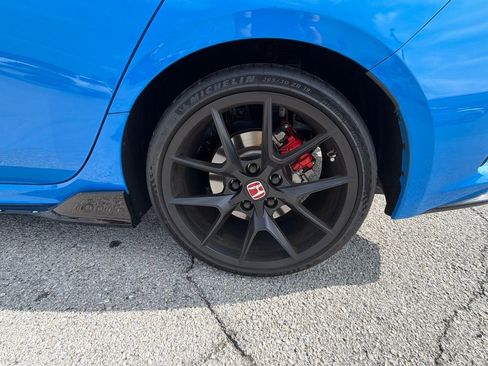Used 2025 Honda Civic Type R image 10